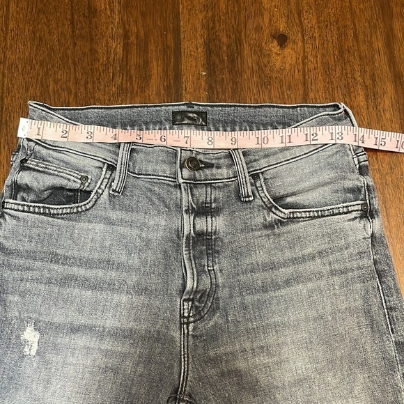 MOTHER The Scrapper Cuff Ankle Fray jeans - Picture 13 of 16